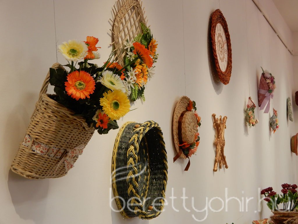 A berettyóújfalui papírfonó kör kiállítása 21